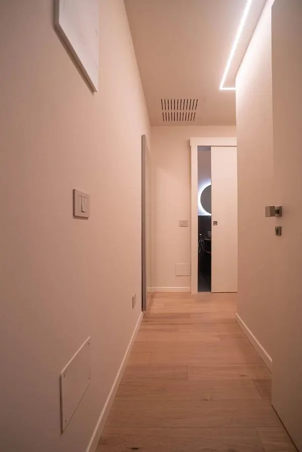 Maison Calcirelli Rooms Verona Italy