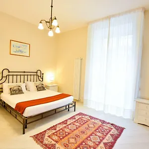 *** Bed & Breakfast Domus Borbonica Italy
