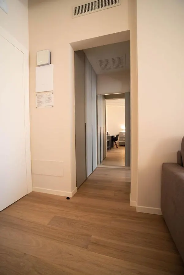Maison Calcirelli Rooms Verona 0*,  Italy