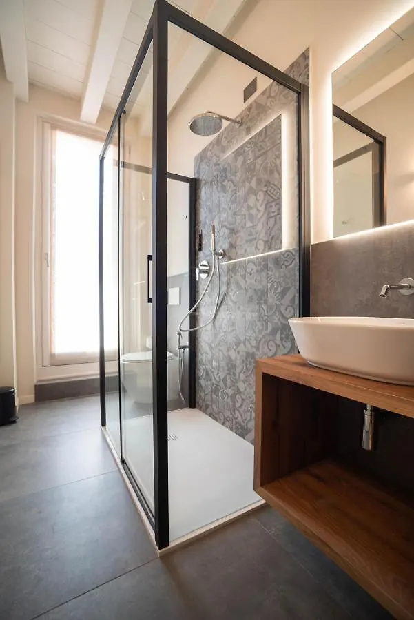 Maison Calcirelli Rooms Verona 0*,