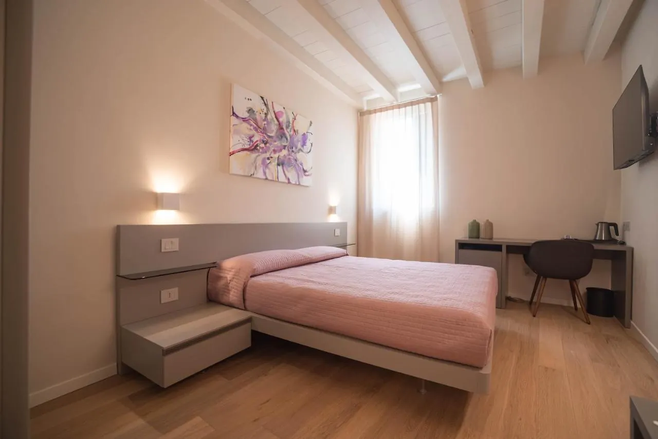 Hotel Maison Calcirelli Rooms Verona