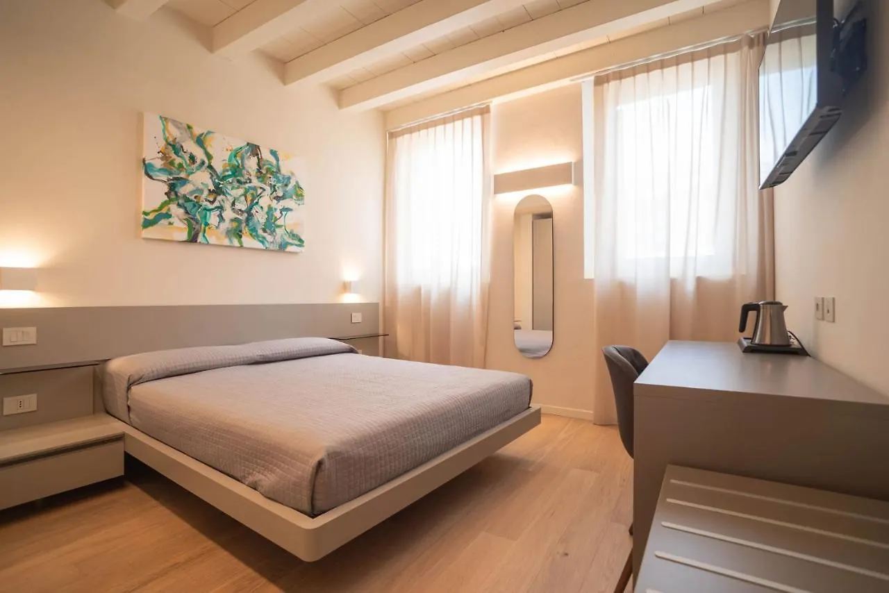 Maison Calcirelli Rooms Verona