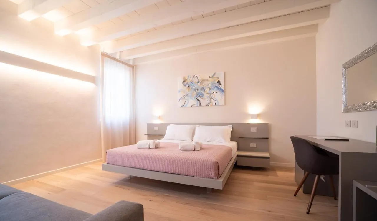 Maison Calcirelli Rooms Verona